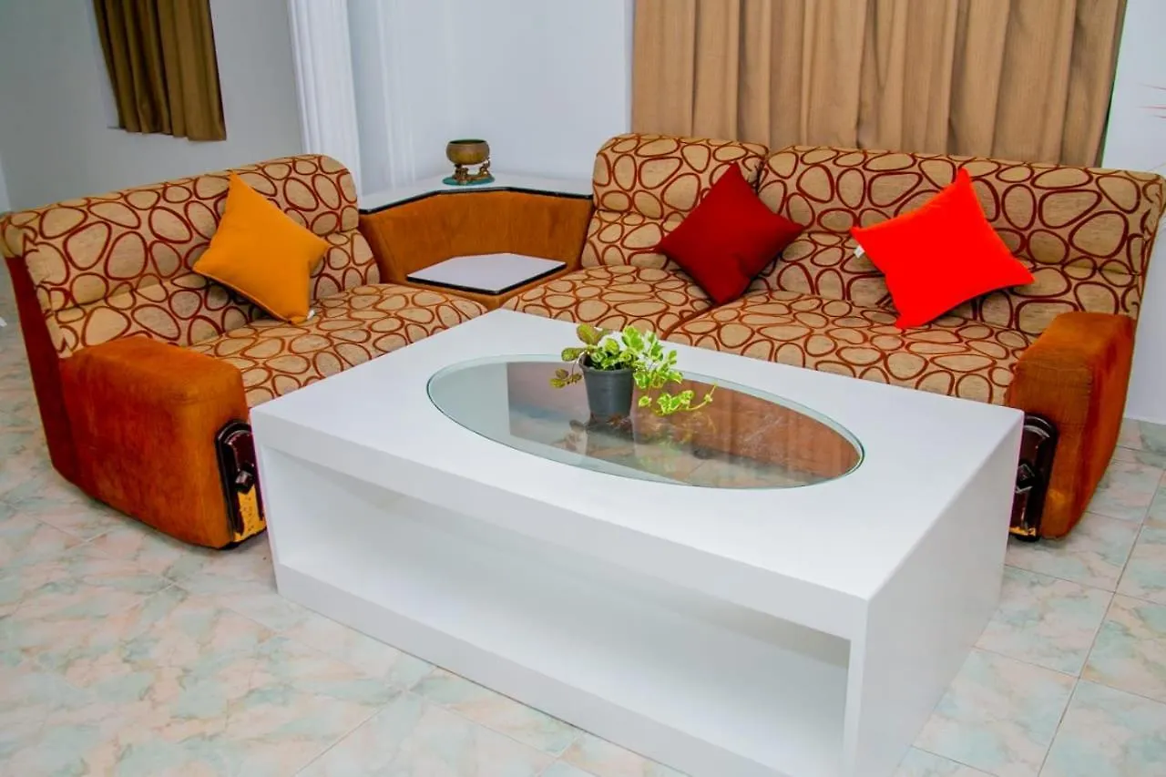 Bed & Breakfast Niwahana Transit City Hotel Katunayake Sri Lanka